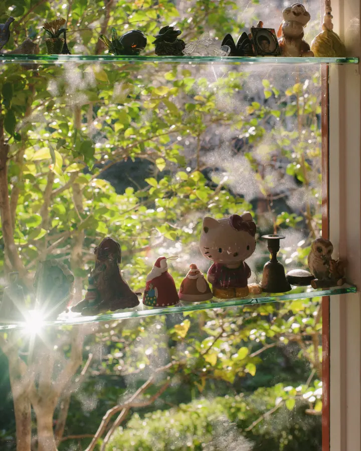 Another corner of Andy’s house.